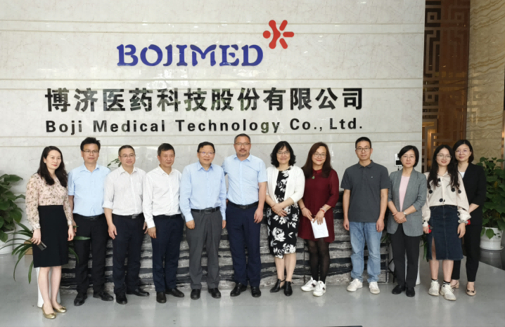 暨南大學(xué)－博濟醫(yī)藥實踐教學(xué)基地座談暨簽約儀式在穗順利舉行